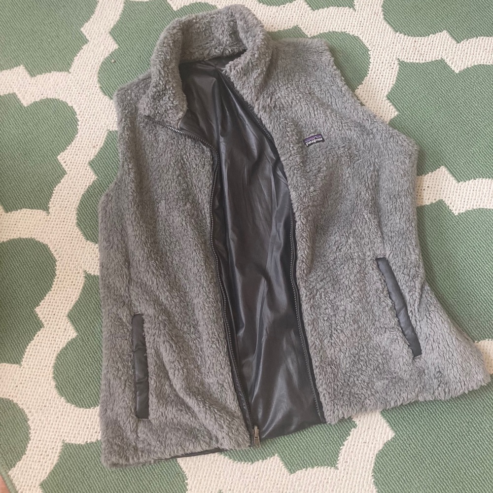 Patagonia L used a few times